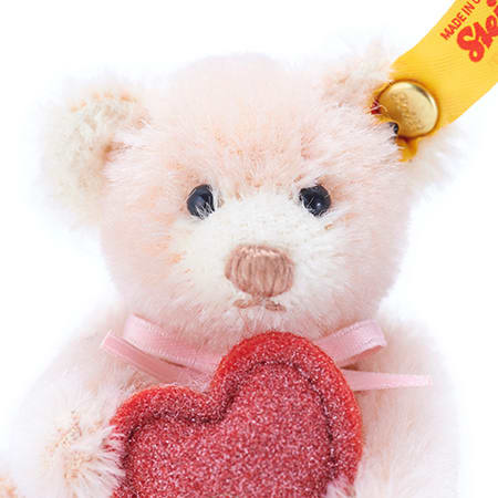 かわいいピンク色のテディベアです。