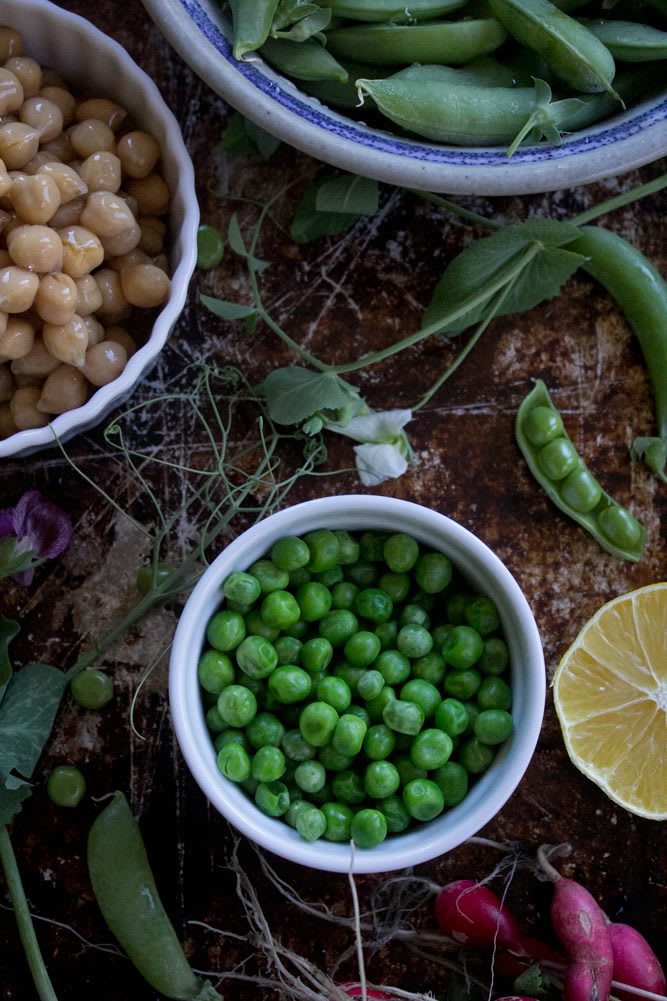 Ingredients for fresh pea humus