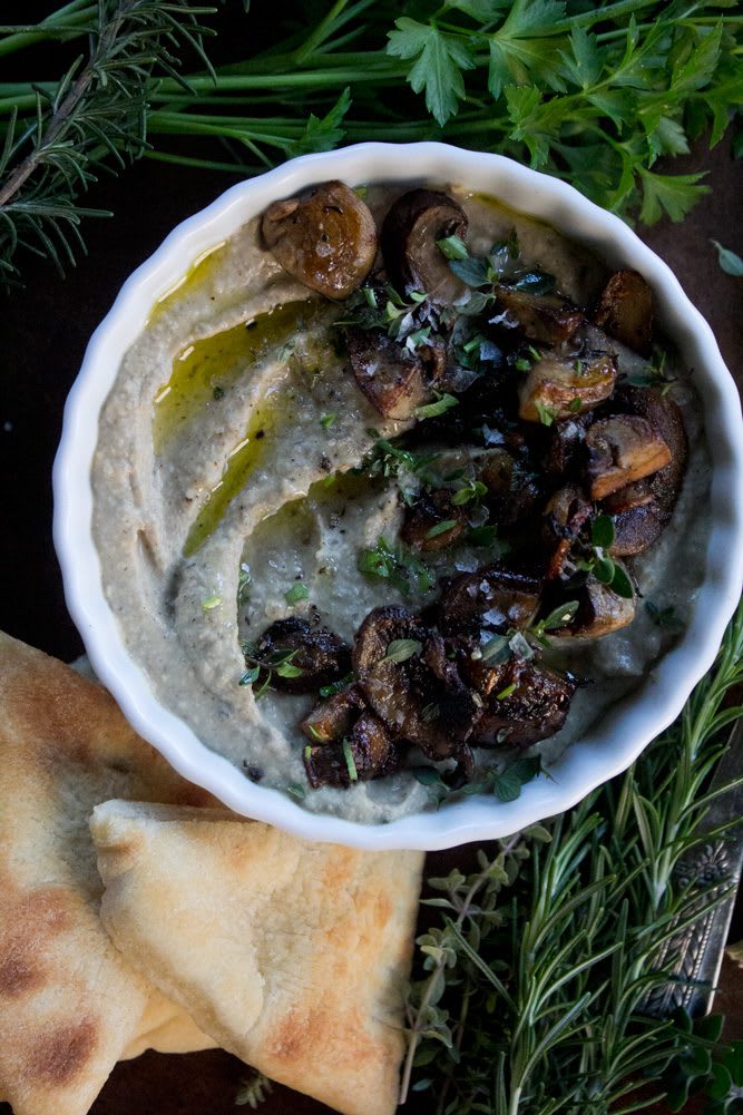 2022_MushroomThymeHummus_35_web Mushroom Hummus with Thyme + Rosemary plated with parsley, sauteed mushrooms, rosemary and flatbread on the side