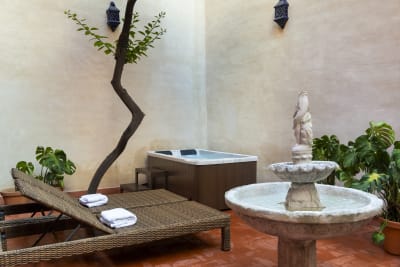 Magno Collection Casa Palacio Moratín - Patio 002 1