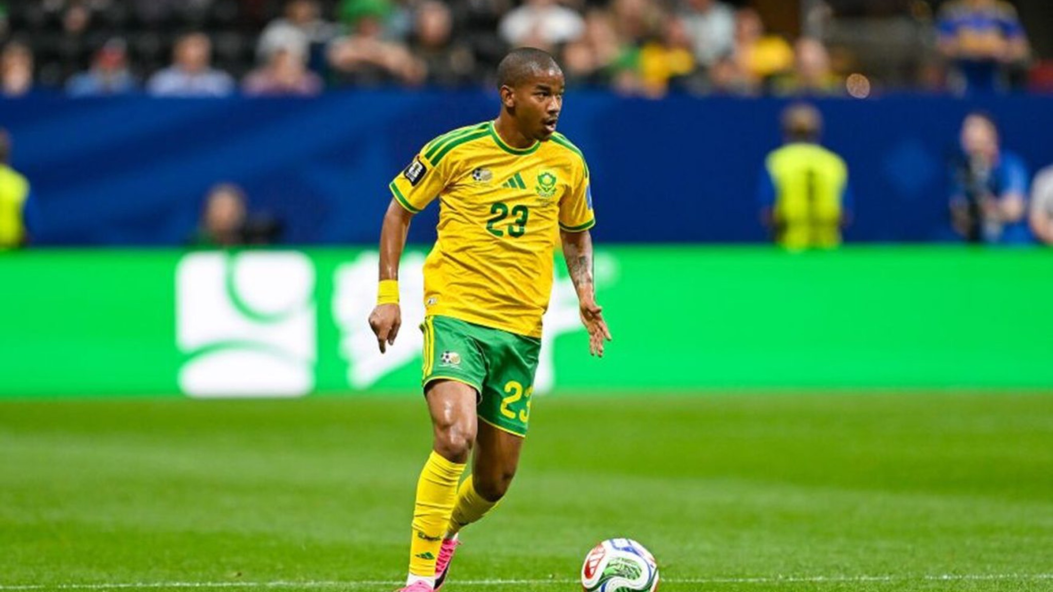 Jogador sul-africano Jayden Adams morre aos 25 anos após participação no Mundial 2026