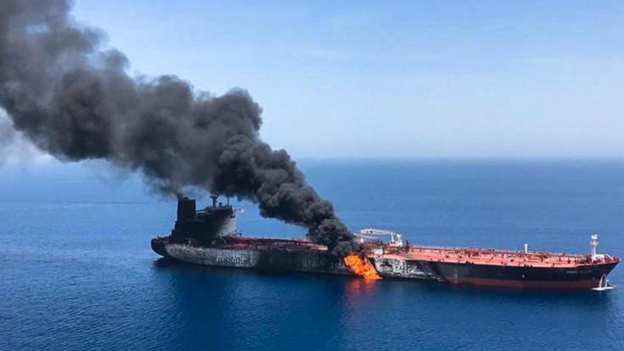 Navio com bandeira moçambicana atacado em águas iranianas