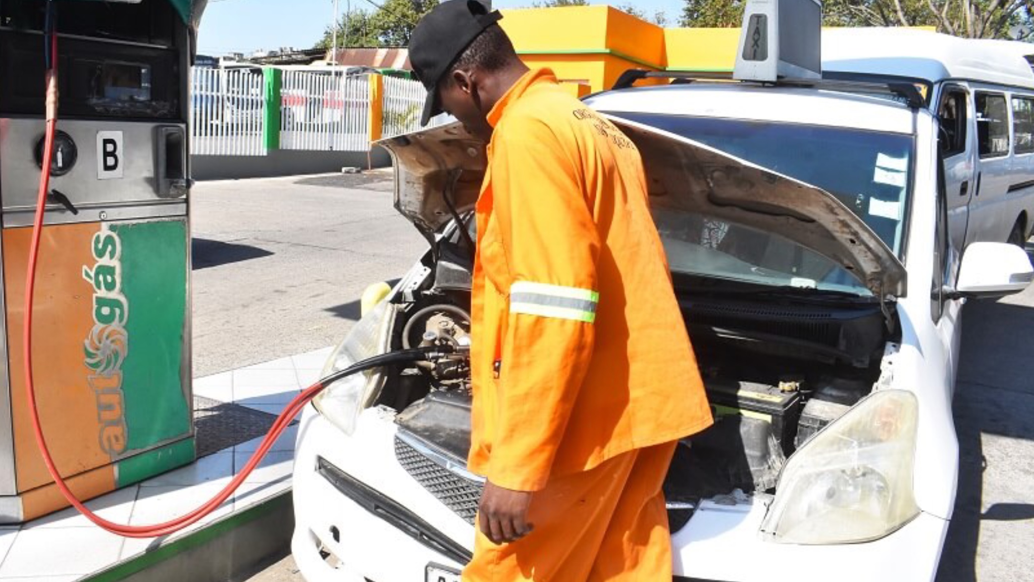Governo quer reduzir impostos para incentivar uso do gás veicular em Moçambique