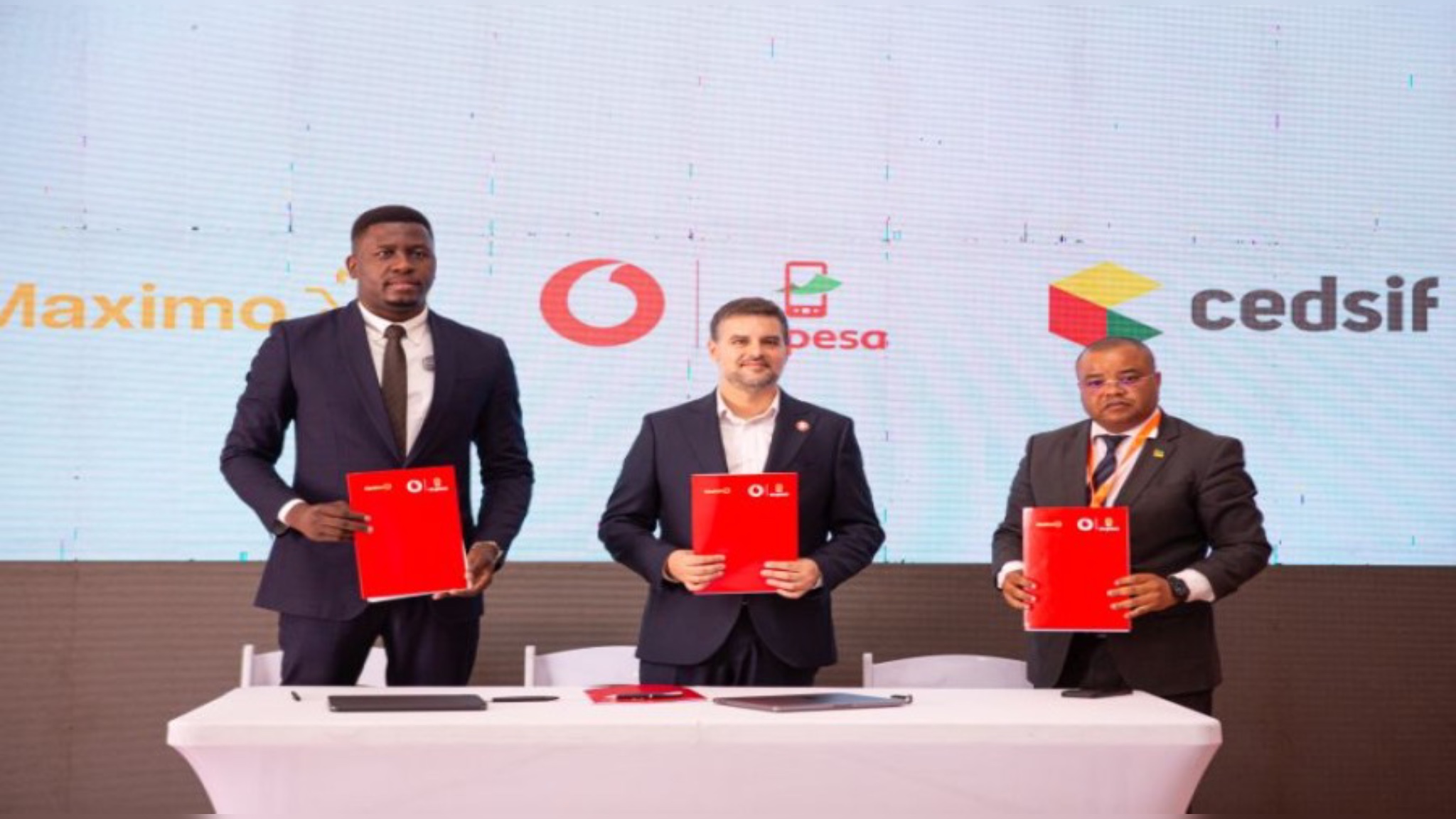 M-pesa, máximo microbank e cedsif abrem crédito formal para mais de 380 mil funcionários públicos
