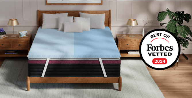 An image of the Dual Comfort Mattress Topper featuring a Forbes 2024 award badge