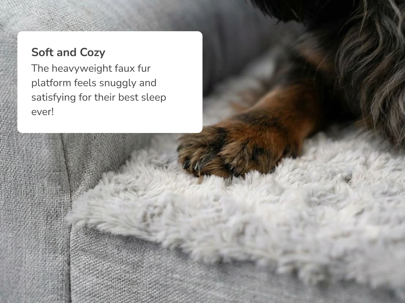 A rendered image of the Helix Dog Bed with a callout to the soft and cozy fur feel