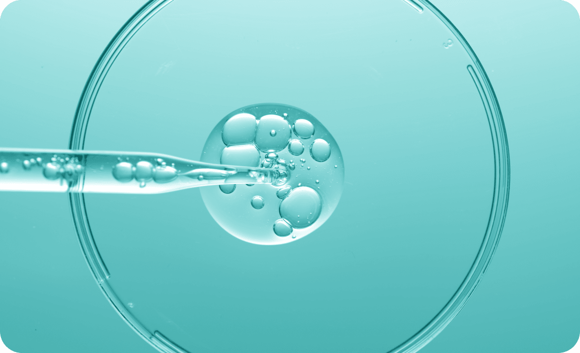 An image illustrating that the Helix Crib Mattress protects from moisture and minimizes the growth of bacteria, mold, and mites.