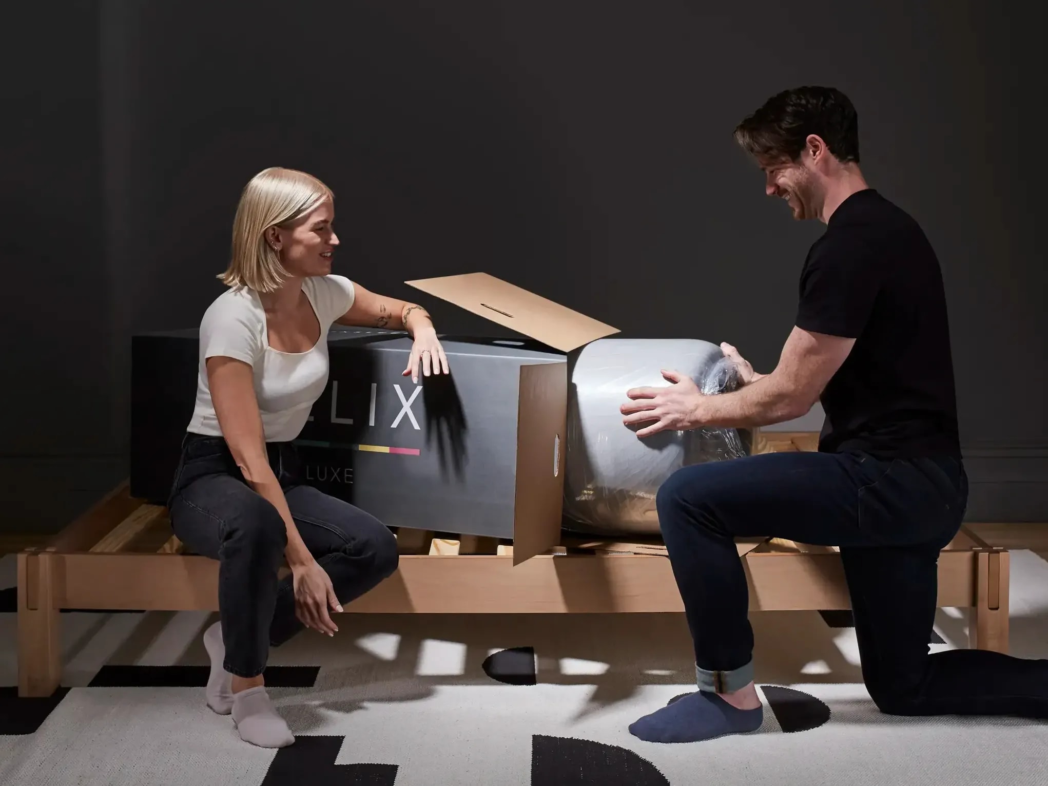Couple Unboxing their Helix Luxe Mattress