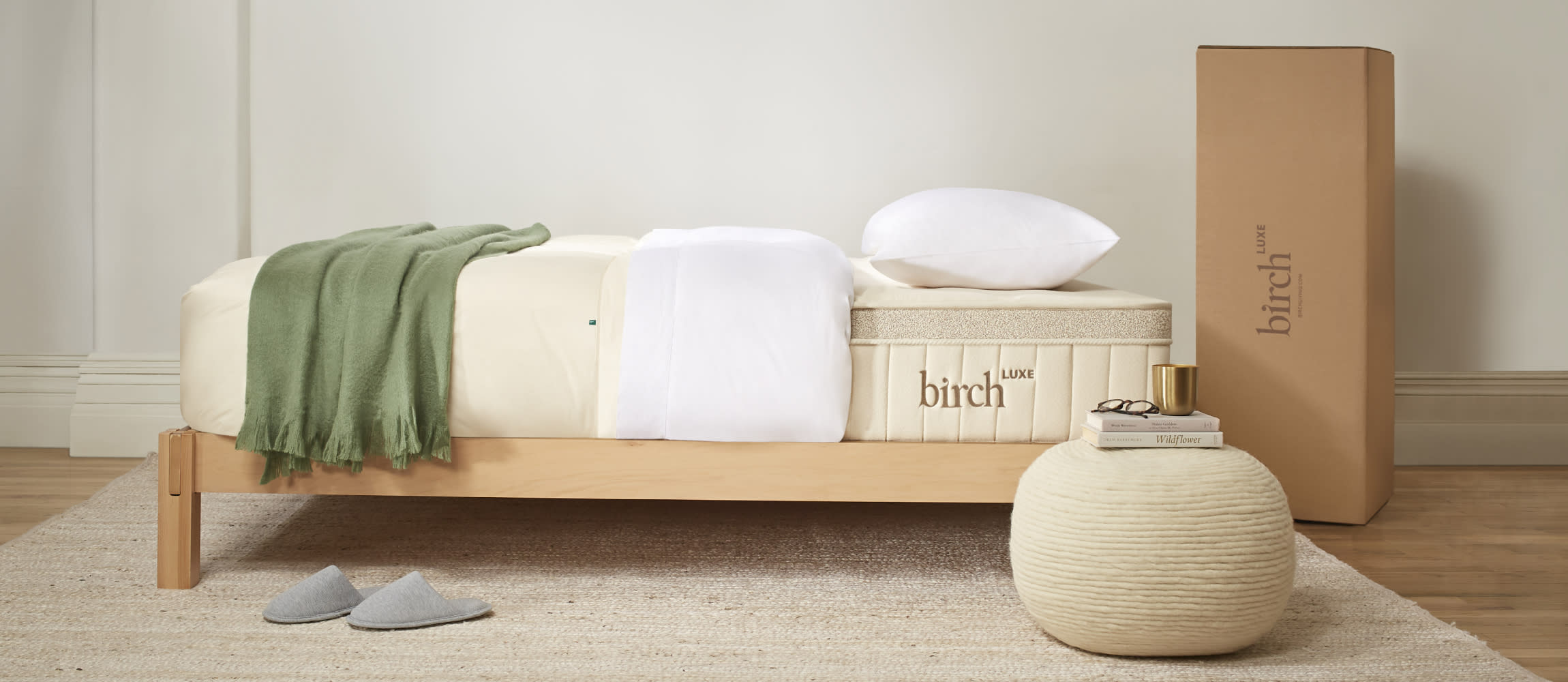 Birch Luxe mattress and shipping box