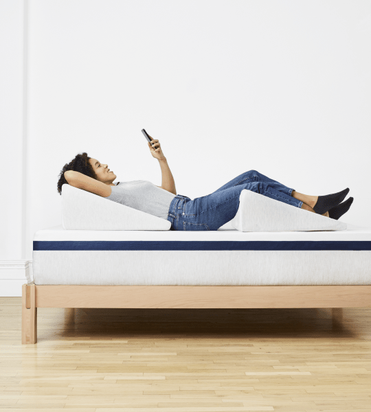 Neck wedge deals pillow