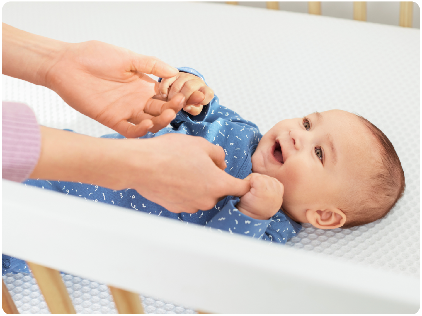 Helix - Crib - PDP - Supporting visuals - Waterproof - Right (1)
