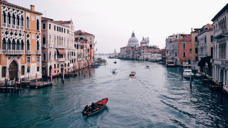 古屋 誠一 Last Trip to Venice Seiichi Furuya FIRST TRIP TO BOLOGNA 1978 / LAST TRIP TO