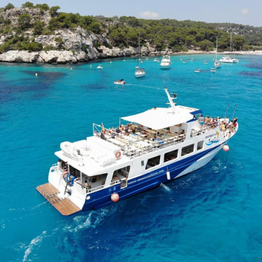 Excursión en barco por las calas del sur de Menorca con almuerzo