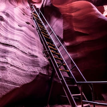 ページ・ロワーアンテロープキャニオンガイドツアー