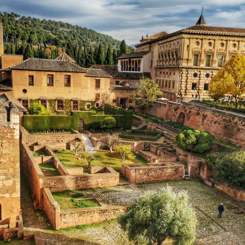 Comment se rendre à l'Alhambra de Grenade - Hellotickets