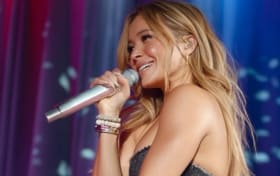 Hilary Duff Tickets