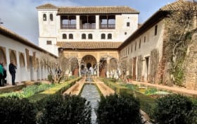 Excursión a Granada desde Sevilla y visita guiada por la Alhambra