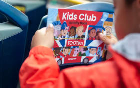 Tour para niños en autobús Toot por Londres
