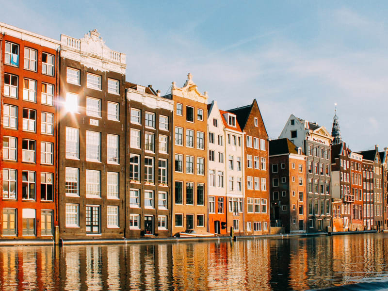 運河の風景画 真作 勝呂隆光 「運河のある街」 油彩画風景画 金色フレーム