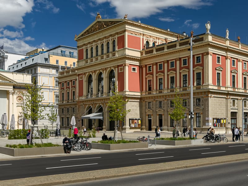 DIA 1 EM VIENA: Casa de Mozart, Comer barato, Biblioteca e Ópera