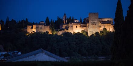 Granada Alhambra Nacht Tickets und Touren
