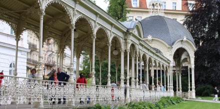 3 Bästa dagsutflykter till Karlovy Vary från Prag