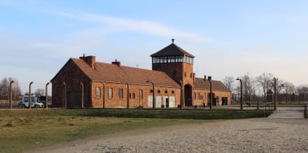 Ingångspris för att besöka Auschwitz: Kostnad för biljetter och guidade turer