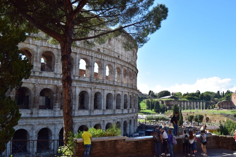 Around the Colosseum| ©Unsplash