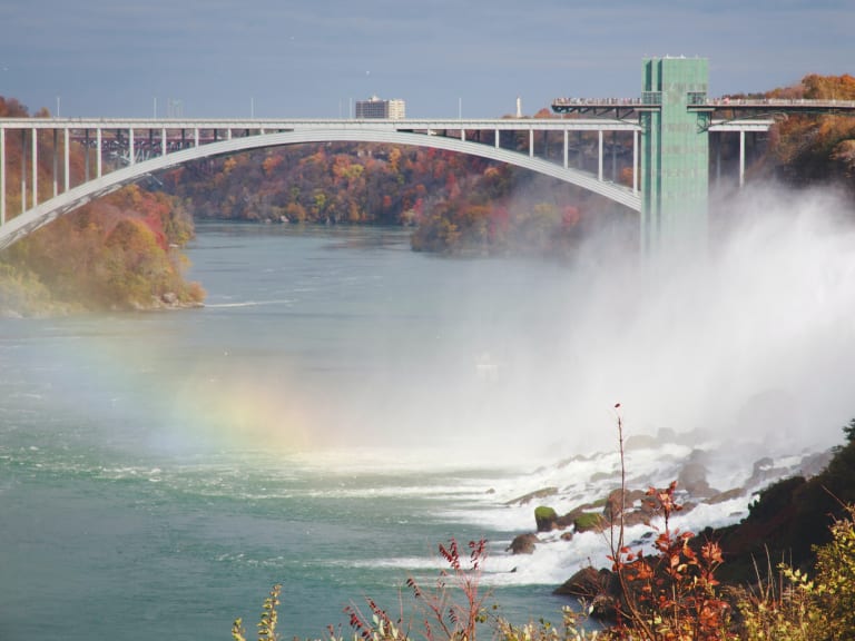 Rund um die Niagarafälle im Herbst| ©Alexis Gethin
