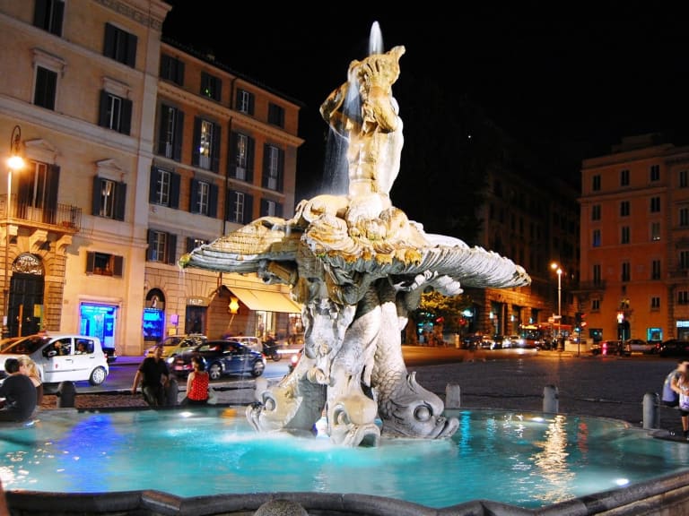Tritone 噴泉| ©Eco Tour Roma