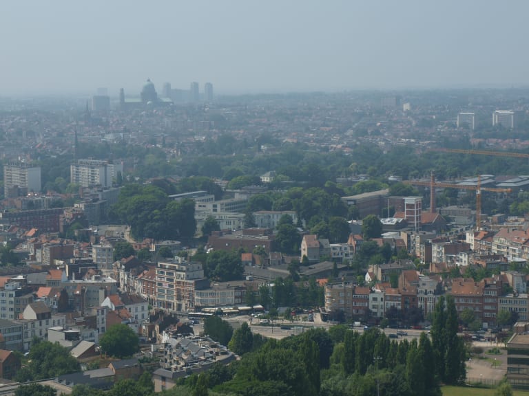 從 Atomium 塔頂俯瞰布魯塞爾景色| ©Nigel Swales