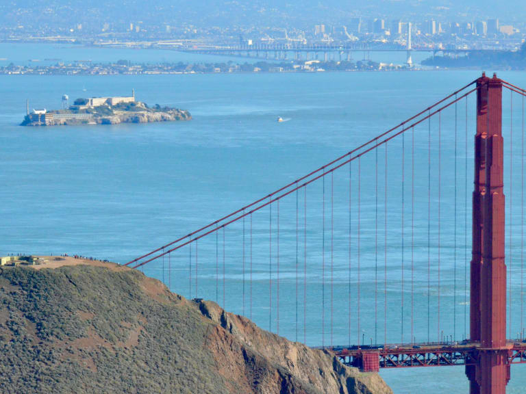 Golden Gate med Alcatraz i bakgrunden| ©David Maunsell