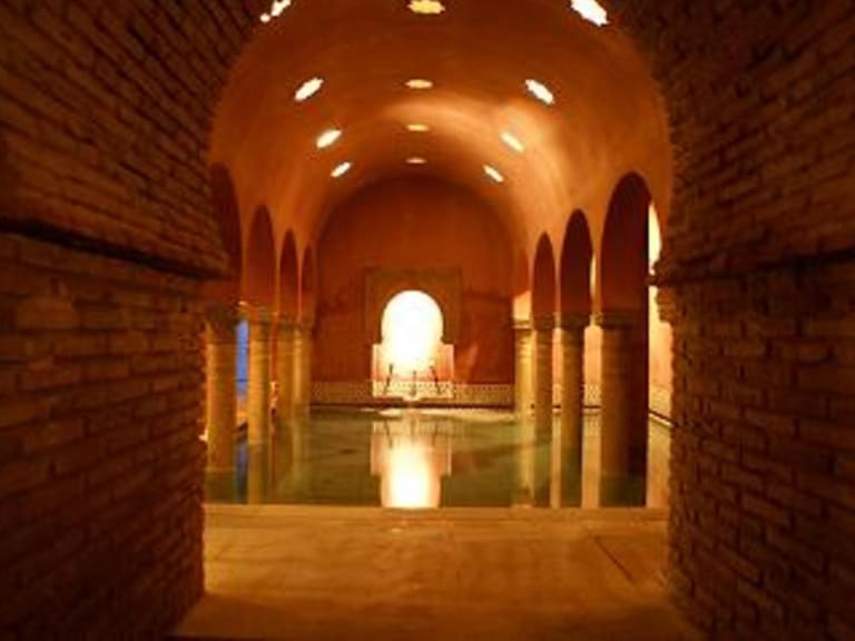 Inne i badet| ©Wikipedia - Hammamgranada