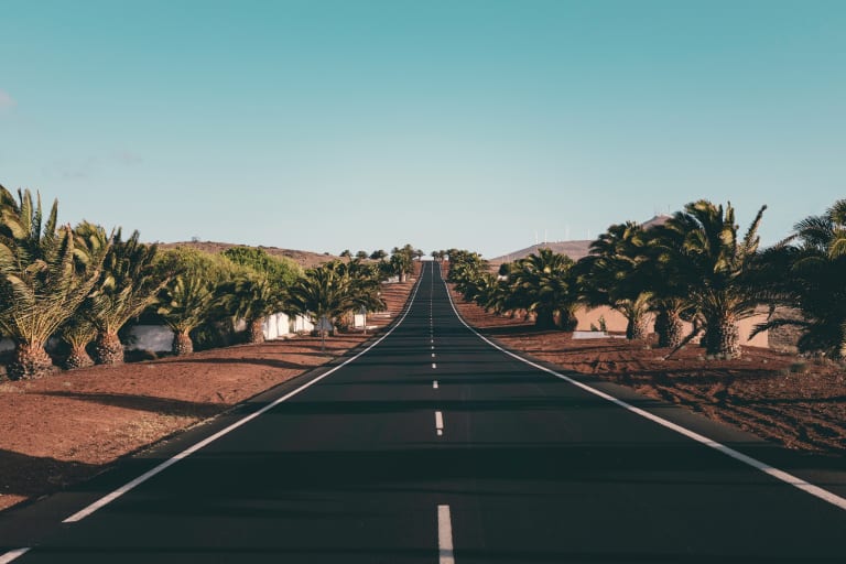 前往蘭薩羅特島的道路| ©Howard Bouchevereau