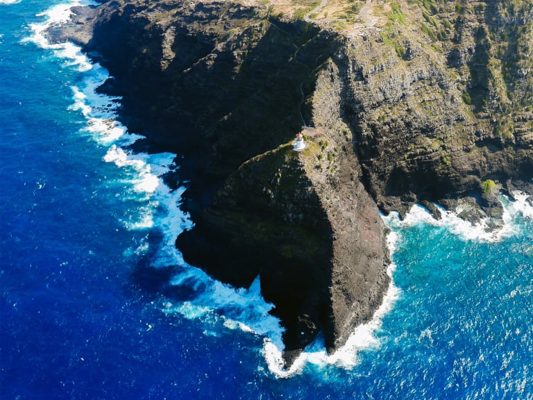 歐胡島海岸的燈塔| ©Cosmin Serban