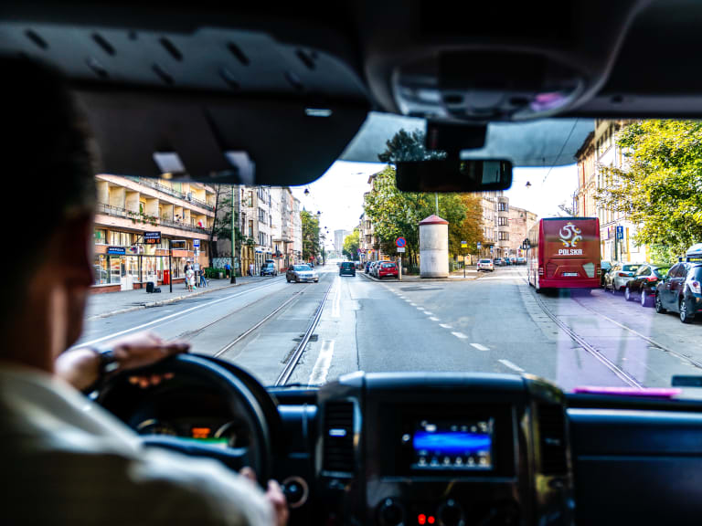Inuti en Uber-taxi på gatorna i Krakow| ©G. Weston