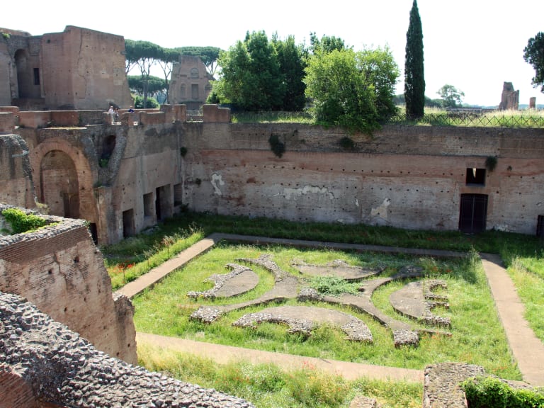 Visiting the Palatine Hill| ©Fred Romero