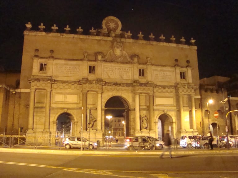 Porta del Popolo 的外牆。| ©LPLT