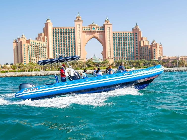 快艇之旅| ©Get Your Guide