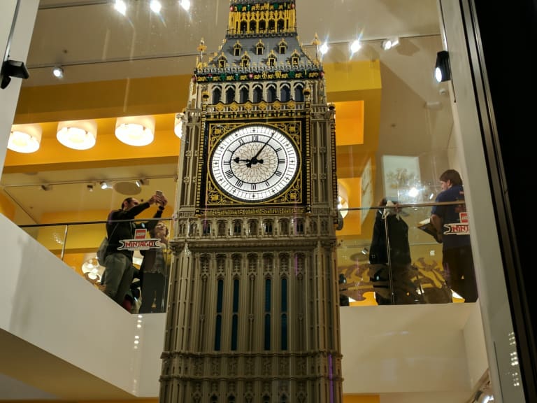 Lego Store'daki Harry Potter saati| ©Ayleen Dority