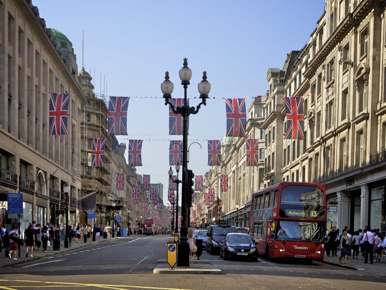 Promenad längs Regent Street i London| ©aurélien