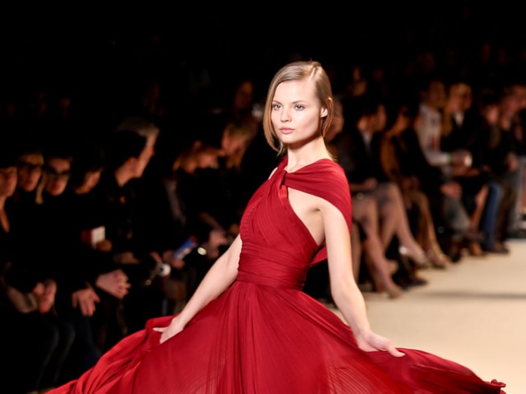 Model at Paris Fashion Week| ©Simon Ackerma