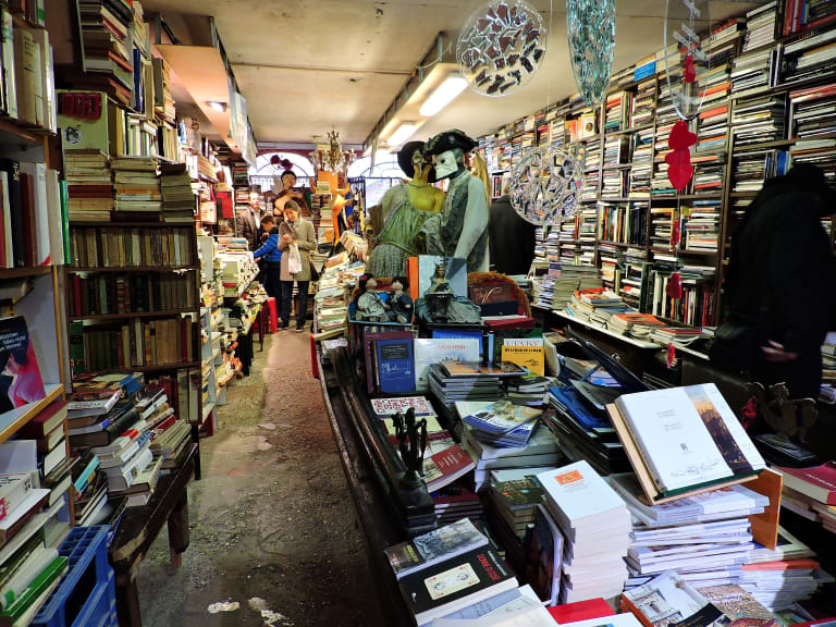 Acqua Alta Bookshop| ©Dimitris Kamaras
