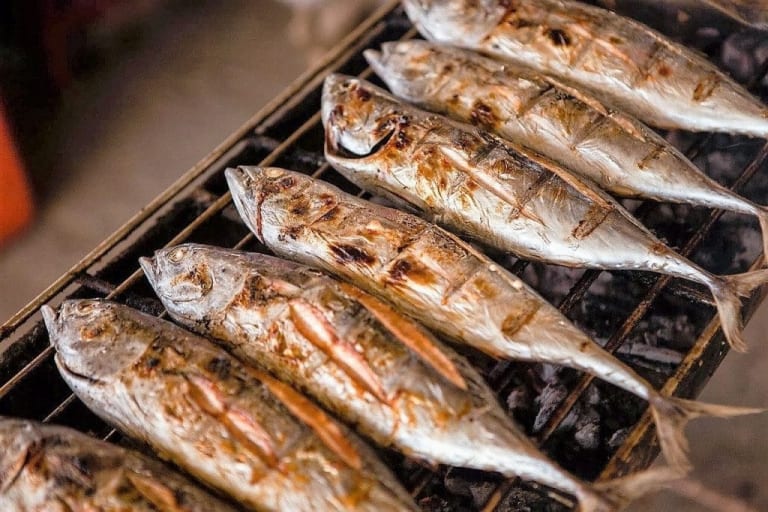 烤魚| ©Maxim Sinelshchikov