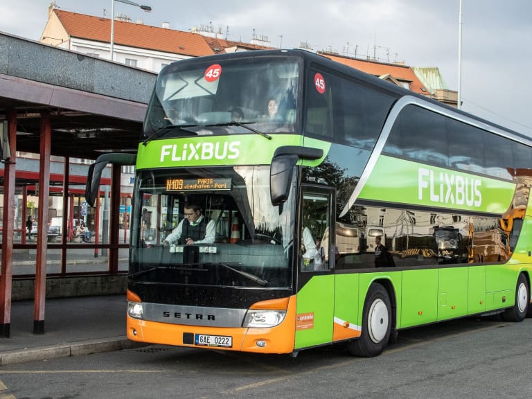 FlixBus 從布拉格到卡洛維發利| ©Michael Taylor