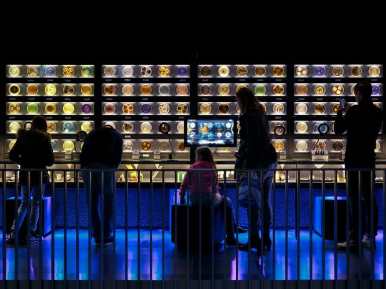 參觀 Micropia 博物館| ©Eric de Redelijkheid
