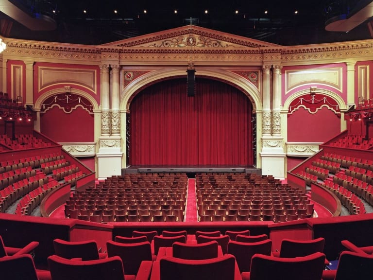 卡雷劇院 (Carré Theatre)| ©C messier