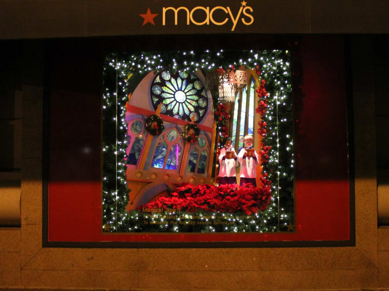 Macy's at Metro Center| ©Elvert Barnes