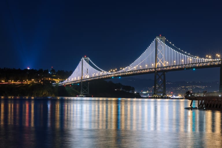 海灣大橋夜景| ©Eric Kilby