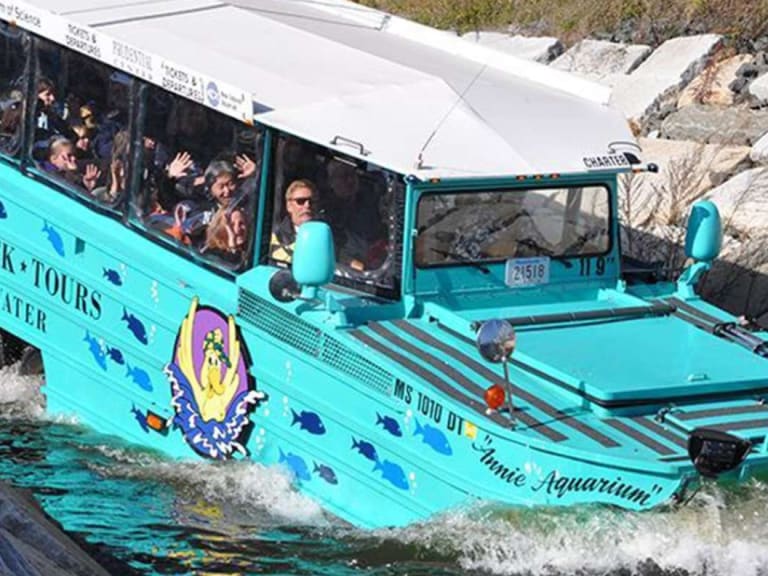 Boston amphibious vehicle| ©dorinser